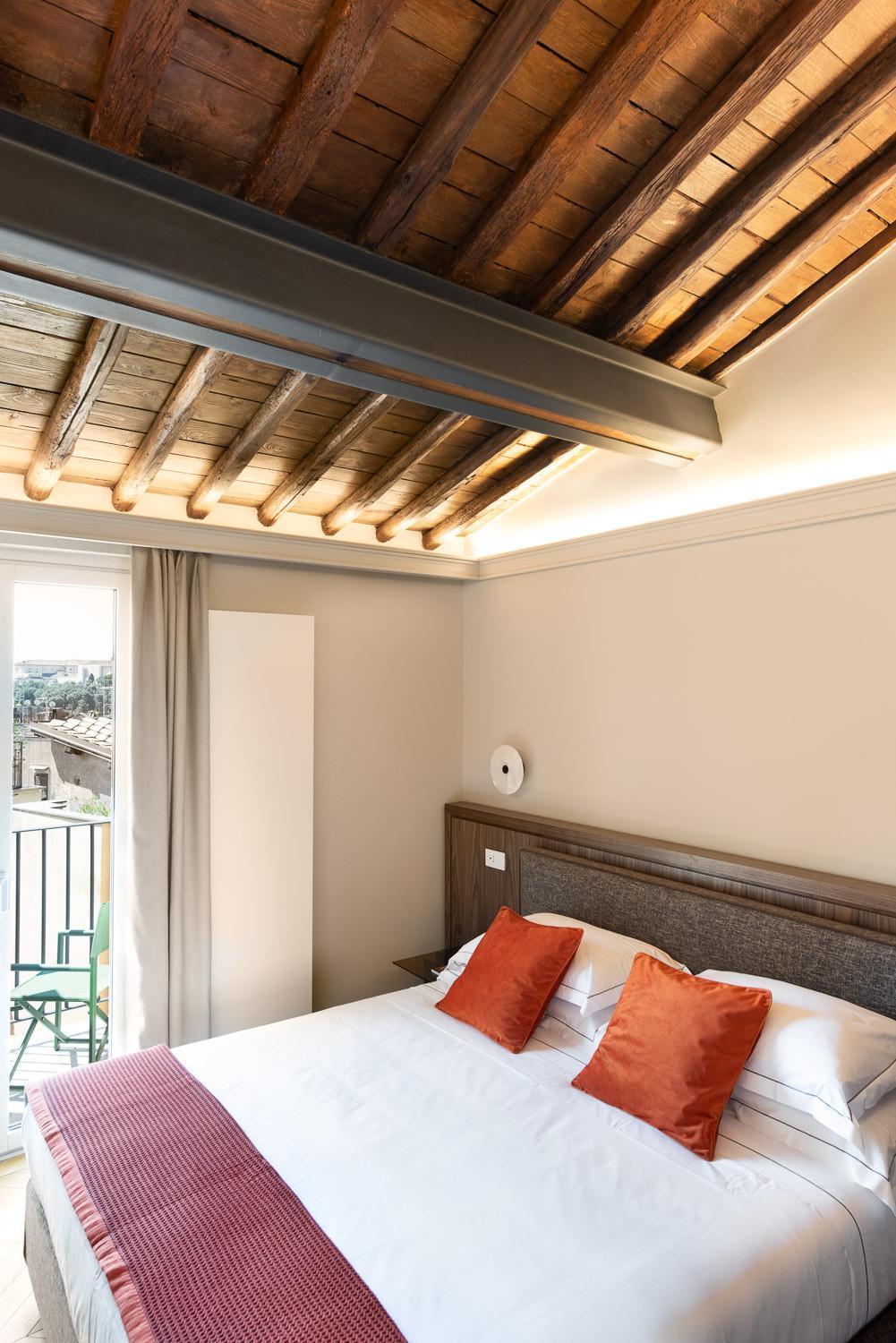 Treasurerome Eden Penthouse