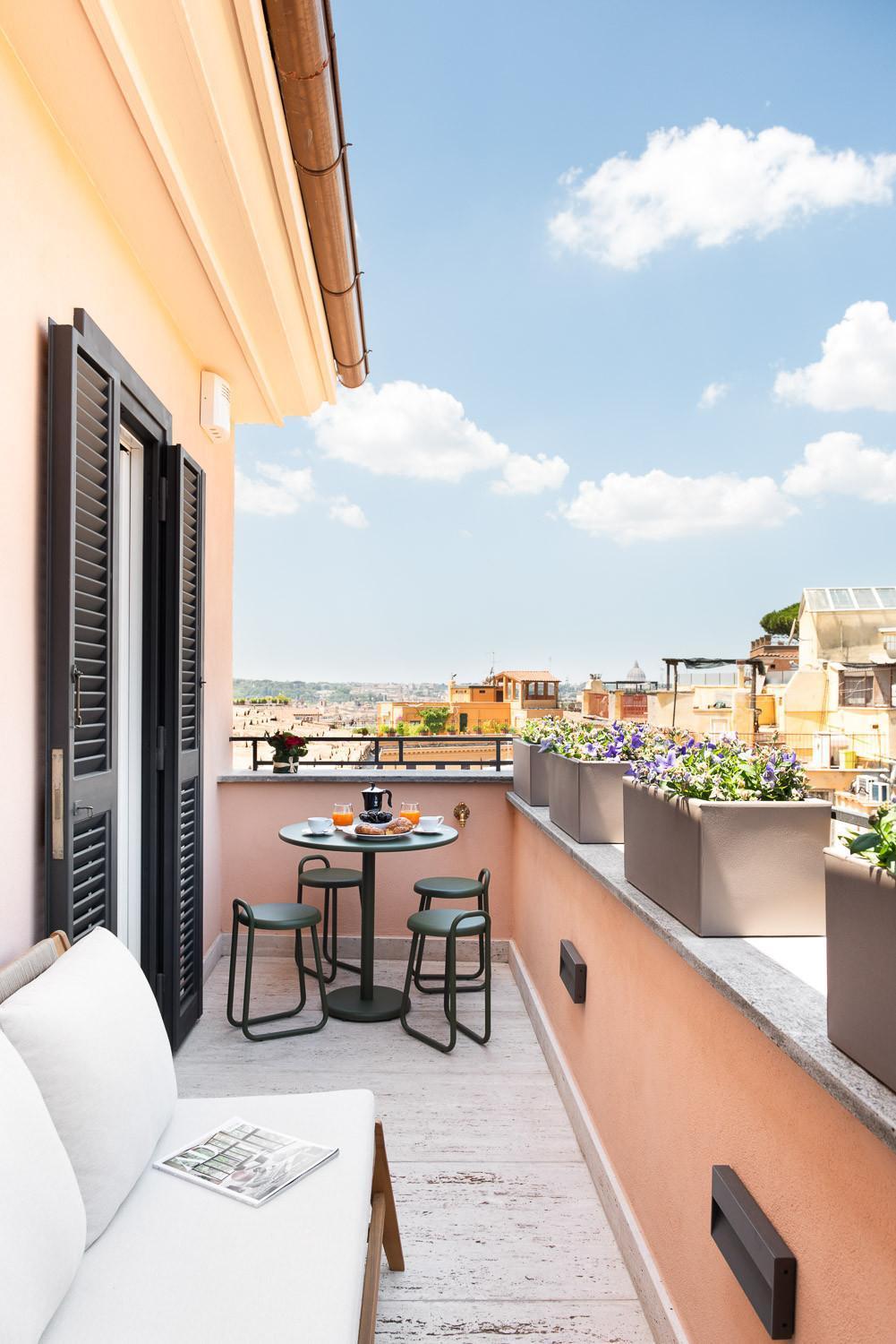 Treasurerome Eden Penthouse Apartment *