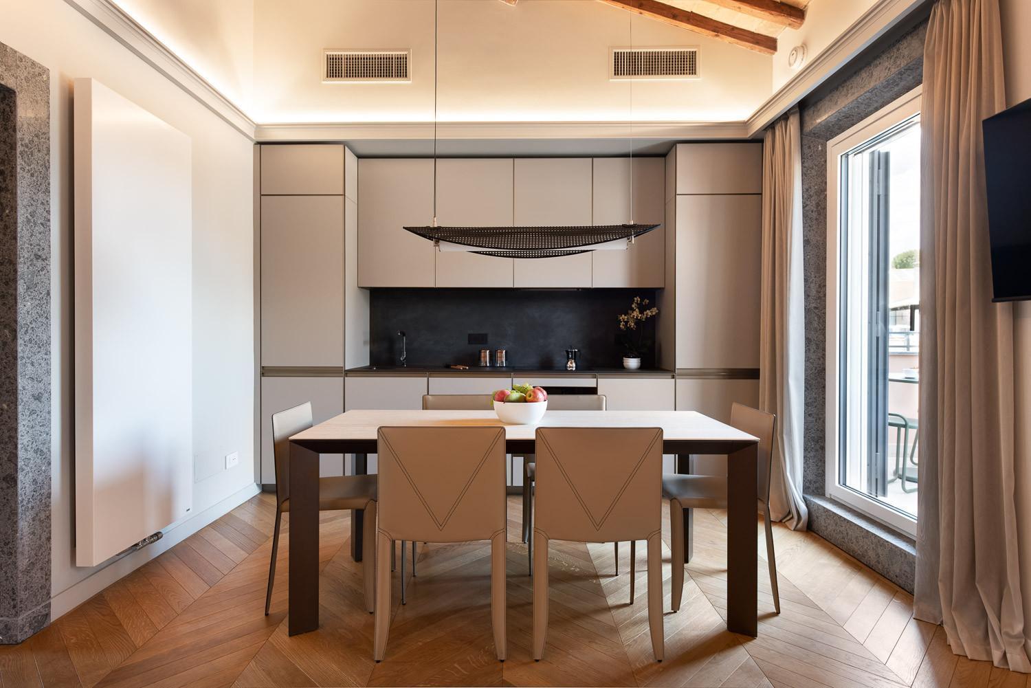 Treasurerome Eden Penthouse Apartment *